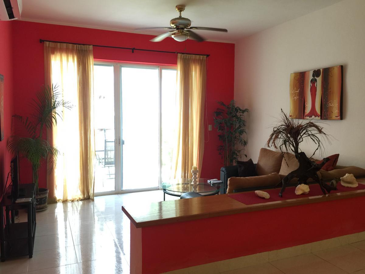 Casa Pili Bed & Breakfast Playa del Carmen Exterior photo