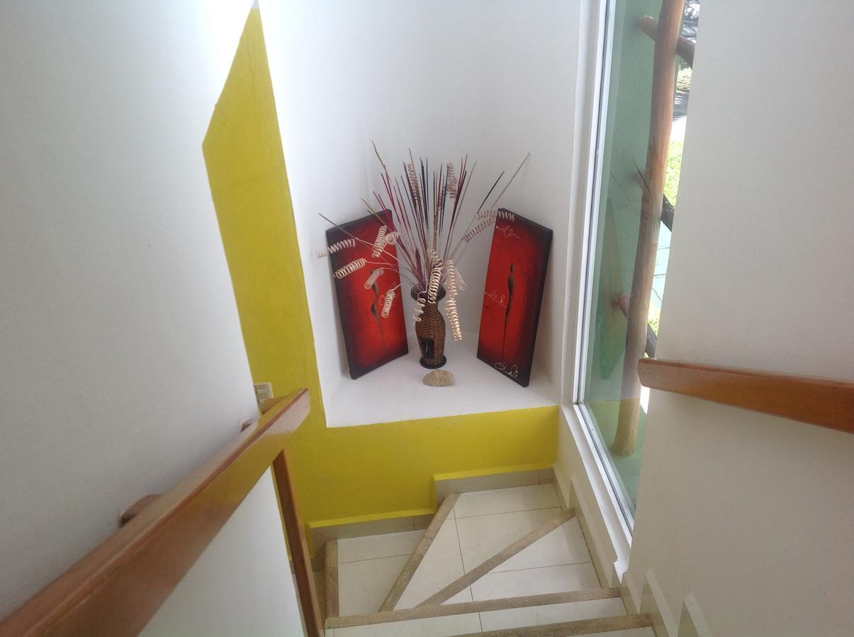 Casa Pili Bed & Breakfast Playa del Carmen Exterior photo