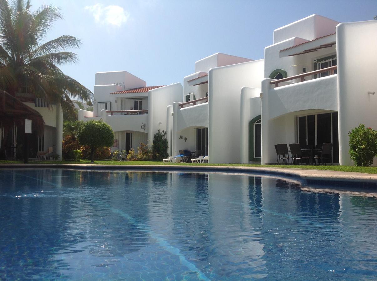 Casa Pili Bed & Breakfast Playa del Carmen Exterior photo