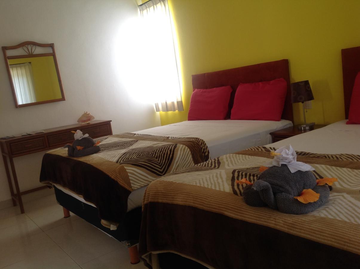 Casa Pili Bed & Breakfast Playa del Carmen Exterior photo