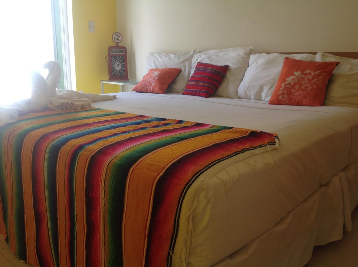 Casa Pili Bed & Breakfast Playa del Carmen Exterior photo